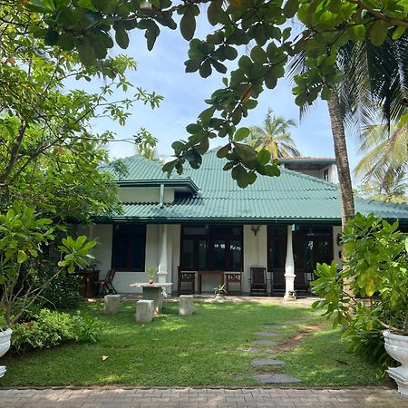 Lohas Beach Resort Villa Kalutara Buitenkant foto