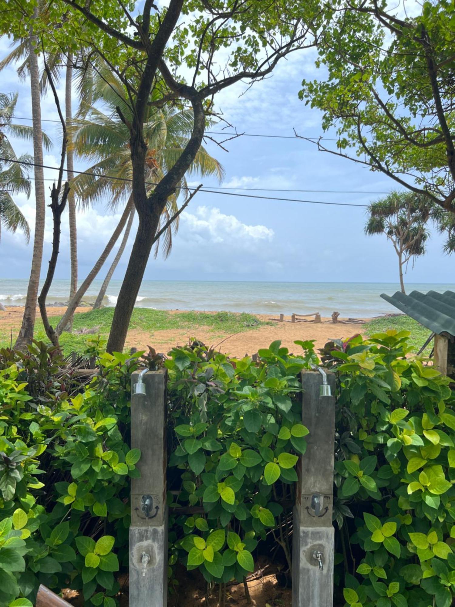 Lohas Beach Resort Villa Kalutara Buitenkant foto