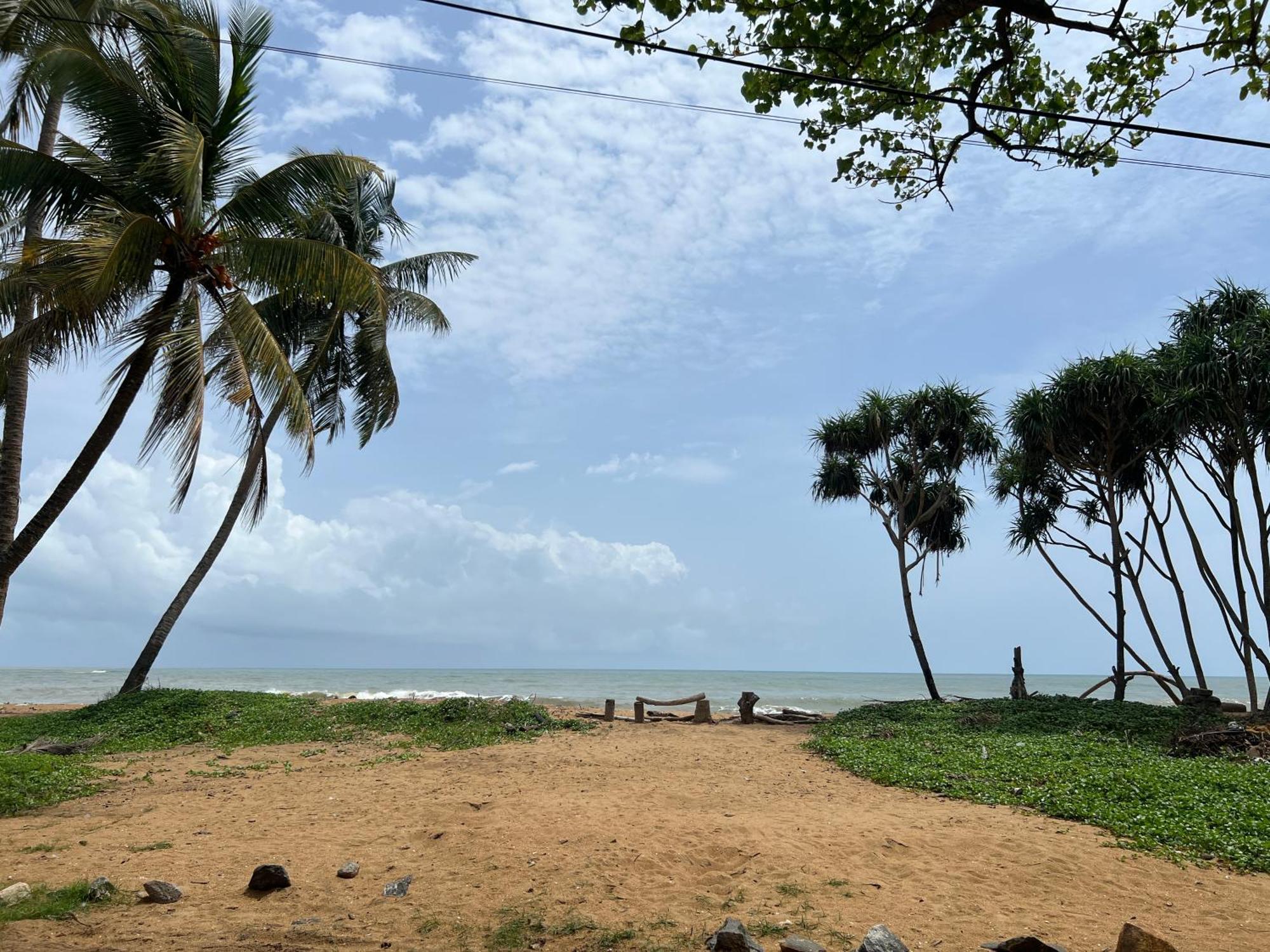 Lohas Beach Resort Villa Kalutara Buitenkant foto