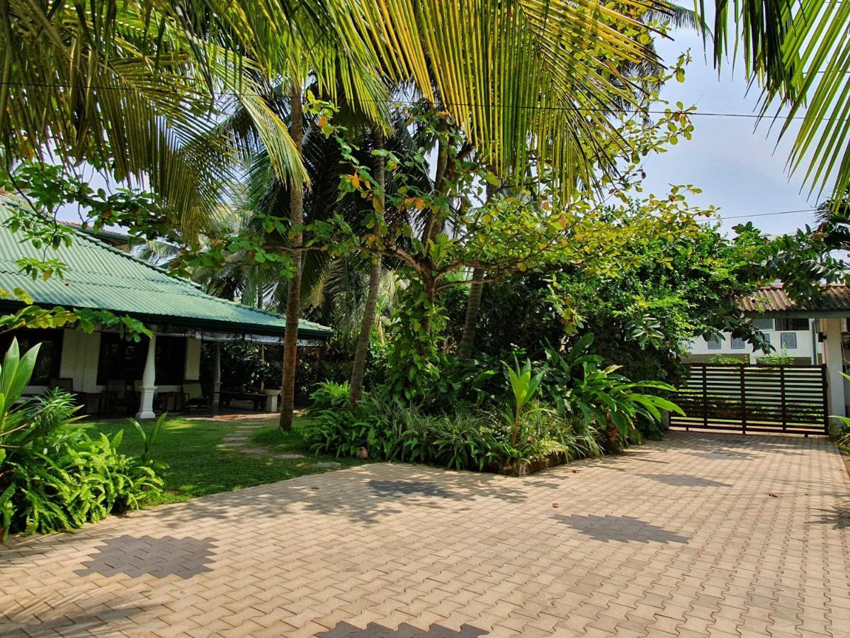 Lohas Beach Resort Villa Kalutara Buitenkant foto
